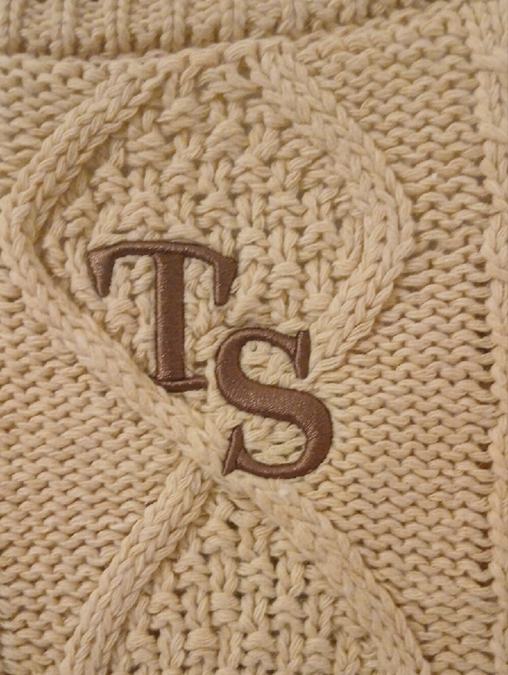 Taylor Swift Ladies Cream Cable Knit Cardigan with Brown Trim & Embroidery. - Picture 8 of 11